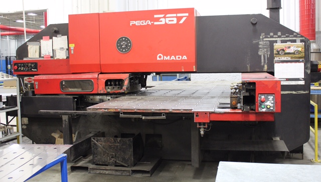 33 TON AMADA ... CNC TURRET PUNCH